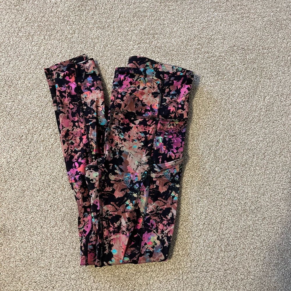 Lululemon Fast and Free Leggings 28” Size 4